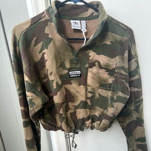 Camouflage print adidas cropped sweater